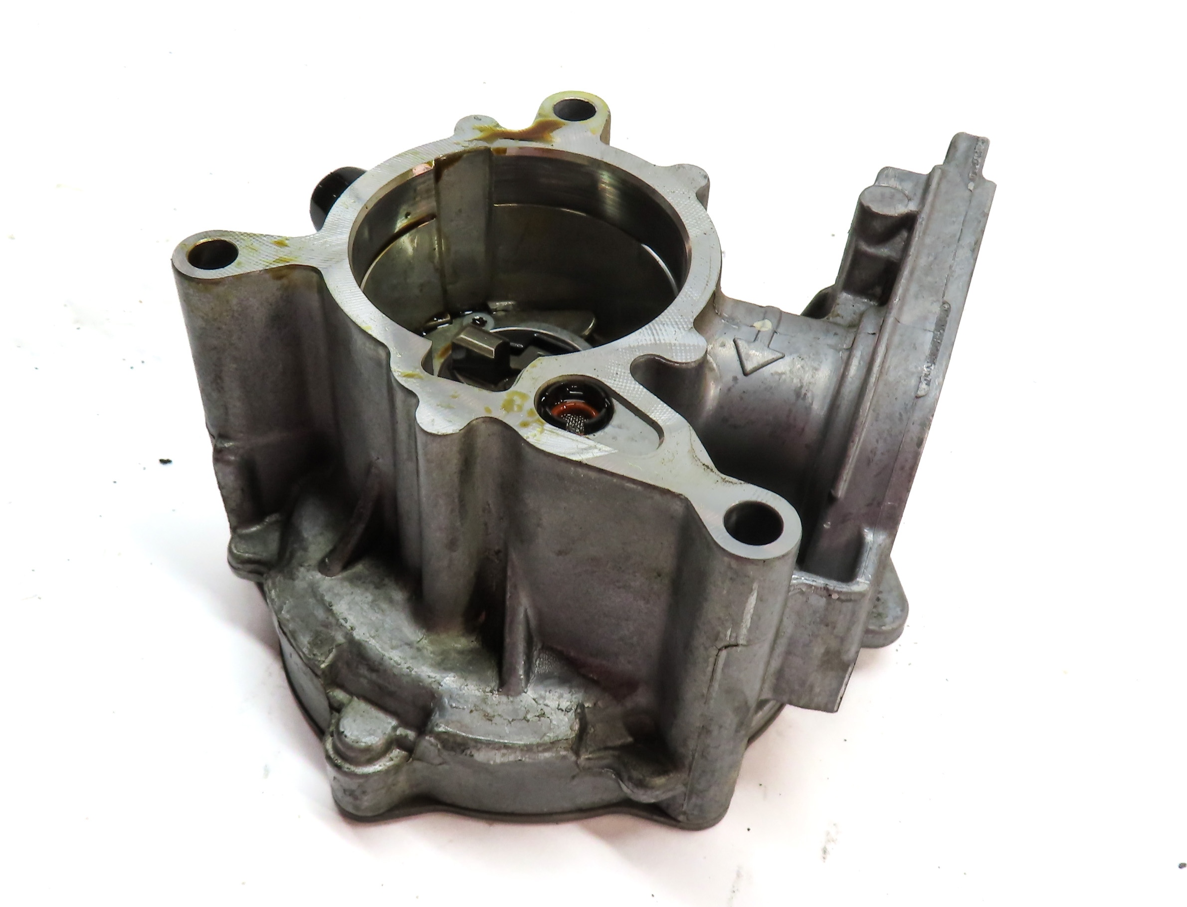 2009-2017 AUDI A4 A5 A6 (B8 8T 8K C7) 2.0L TURBO ENGINE BRAKE VACUUM PUMP — exact item pictured